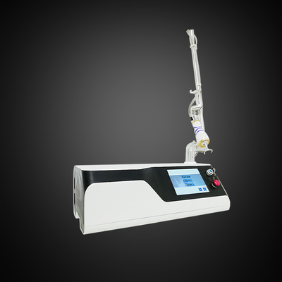 Taşınabilir 10600nm 30W Fraksiyonel Co2 Lazer Cihazı
