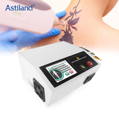 Güzellik Spa Merkezi için taşınabilir q anahtarı nd yag lazer dövme silme makinesi